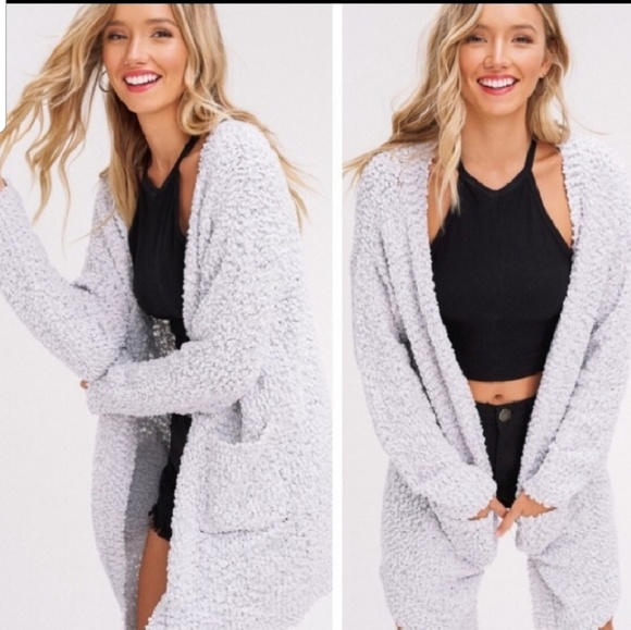 boutique Sweaters - Super soft grey cardigan nwt